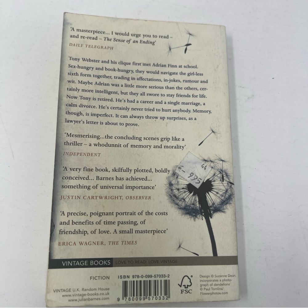 The Sense of an Ending by Julian Barnes - Picture 2 of 9